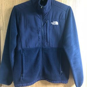 The North face women’s Denali Jacket, almost new!